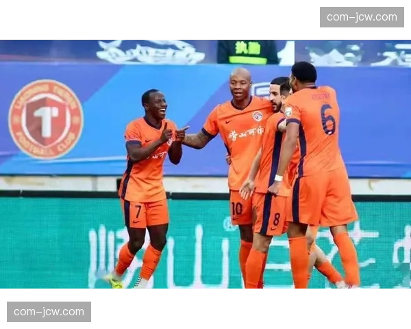 青岛海牛攻守失衡问题凸显 九粒失球四粒进球反差明显